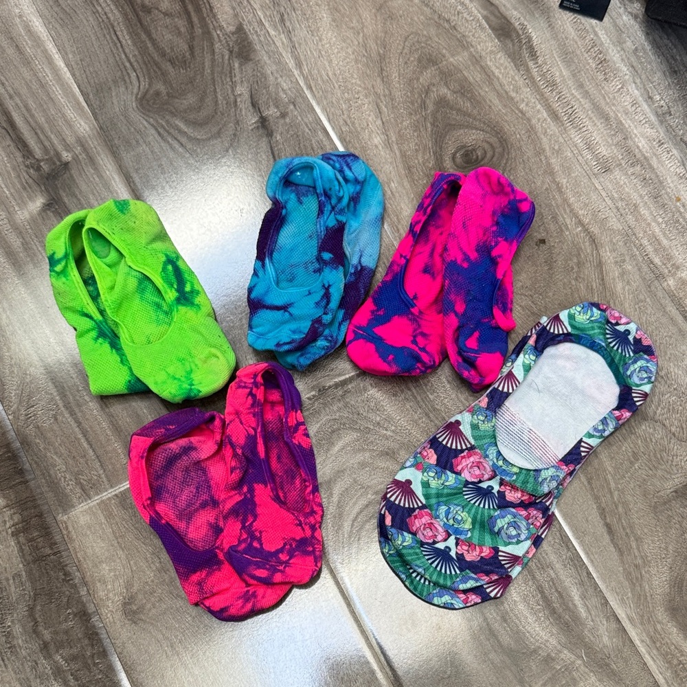 Colorful Women's No-Show Socks Set